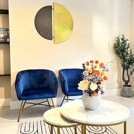 Central Winchester Serviced Apartments Ngoại thất bức ảnh