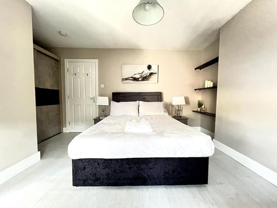 Central Winchester Serviced Apartments Ngoại thất bức ảnh