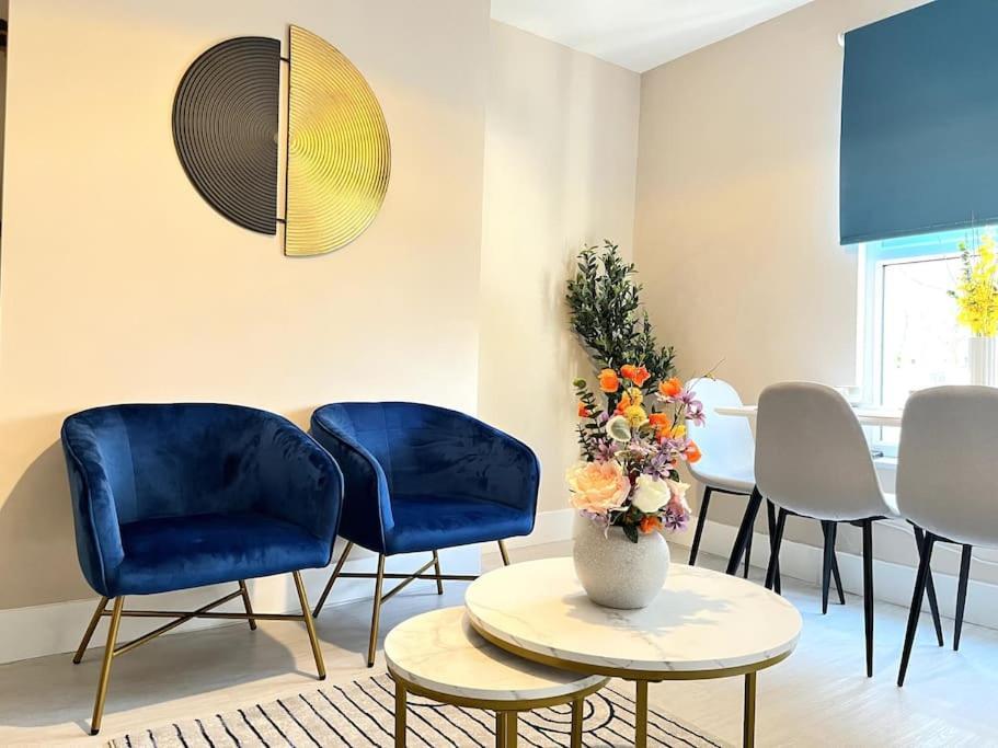 Central Winchester Serviced Apartments Ngoại thất bức ảnh