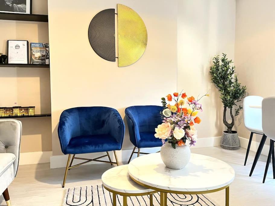 Central Winchester Serviced Apartments Ngoại thất bức ảnh