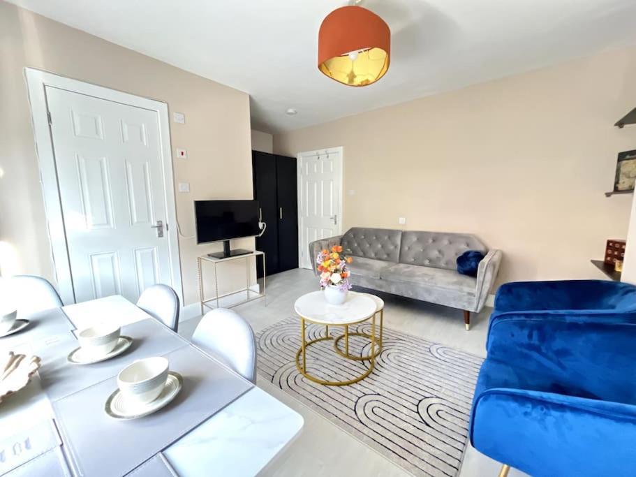 Central Winchester Serviced Apartments Ngoại thất bức ảnh